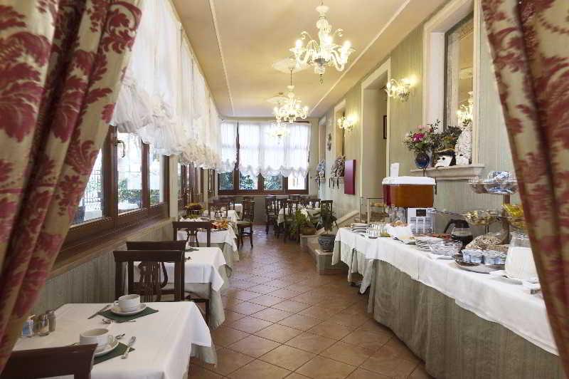 Hotel Villa Edera Lido di Venezia Exterior foto