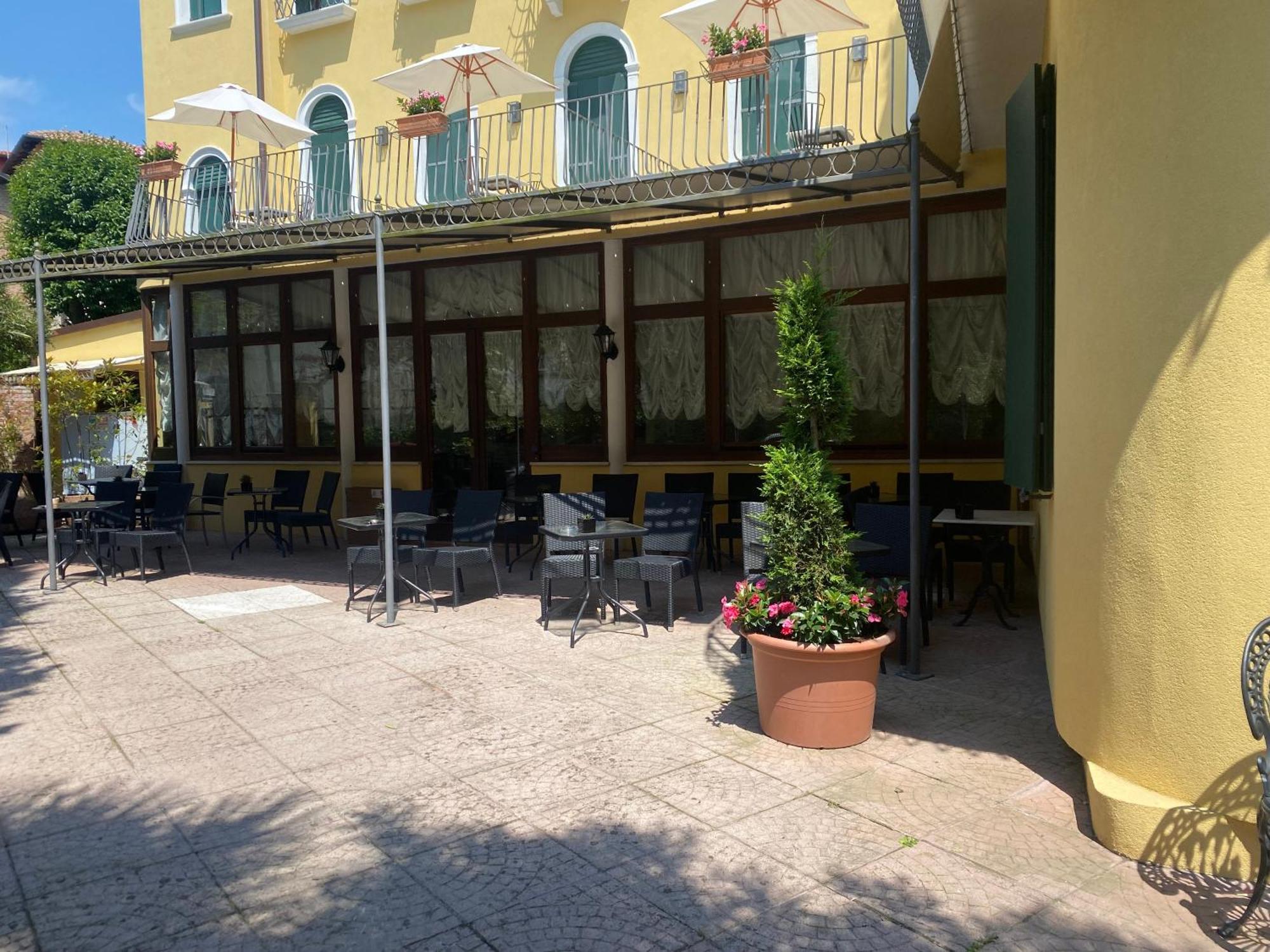 Hotel Villa Edera Lido di Venezia Exterior foto