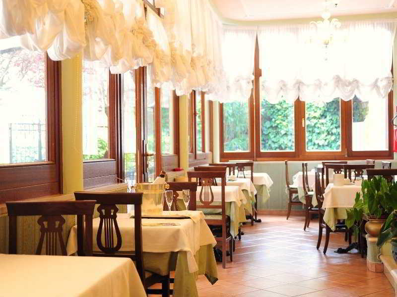 Hotel Villa Edera Lido di Venezia Exterior foto