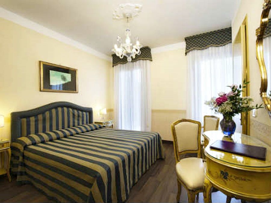 Hotel Villa Edera Lido di Venezia Exterior foto